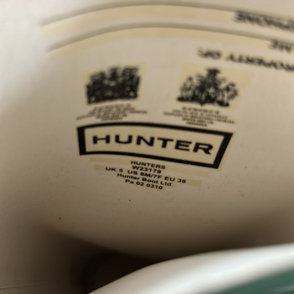 Hunter Huntress Wide Leg Rain Boots - Picture 11 of 13